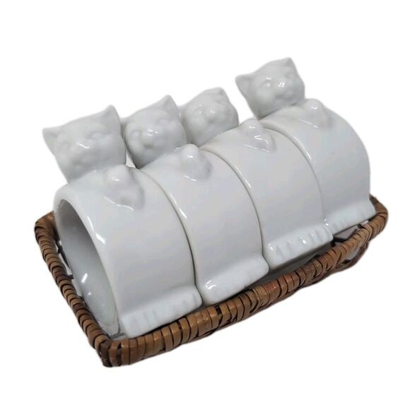 VTG Cat Napkin Rings White Set Of 4 Porcelain Ceramic With Basket Holidays - Picture 2 of 15